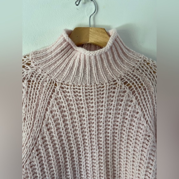 Wooden Ships Tara Rails Pink Chunky Open Knit Long Sleeve Turtleneck Sweater - Picture 4 of 8